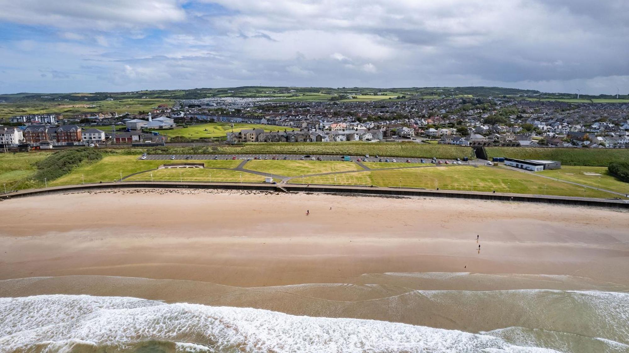 1 Dunluce Park - Portrush By The Sea Exterior foto